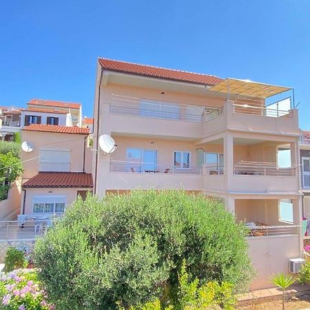 Apartments Kristina Hvar Town Bagian luar foto