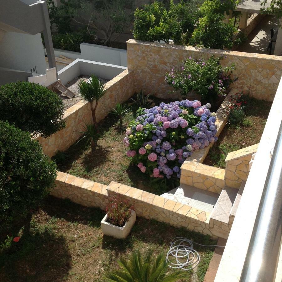 Apartments Kristina Hvar Town Bagian luar foto
